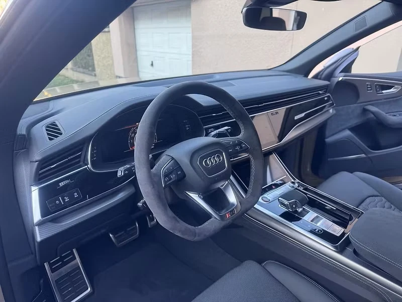 Audi RSQ8 PERFORMANCE Quattro 4, 0, снимка 5 - Автомобили и джипове - 55846272