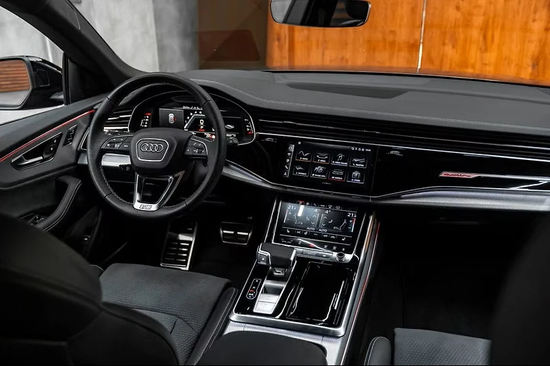 Audi SQ8 4.0 Quattro , снимка 6 - Автомобили и джипове - 55927315