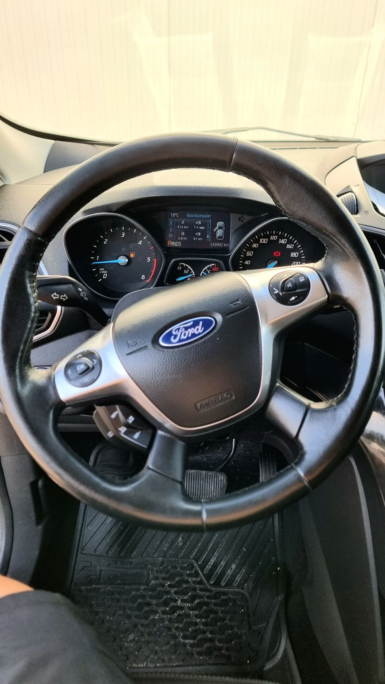 Ford Kuga 2.0d 170hp Лидинг без доказване на доходи! - изображение 9