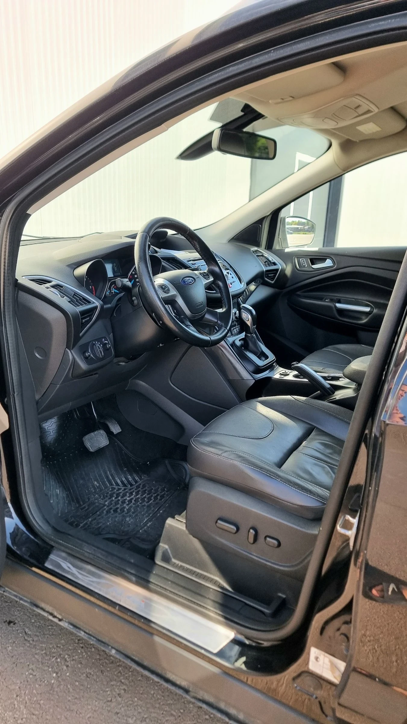 Ford Kuga 2.0d 170hp Лидинг без доказване на доходи! - изображение 8