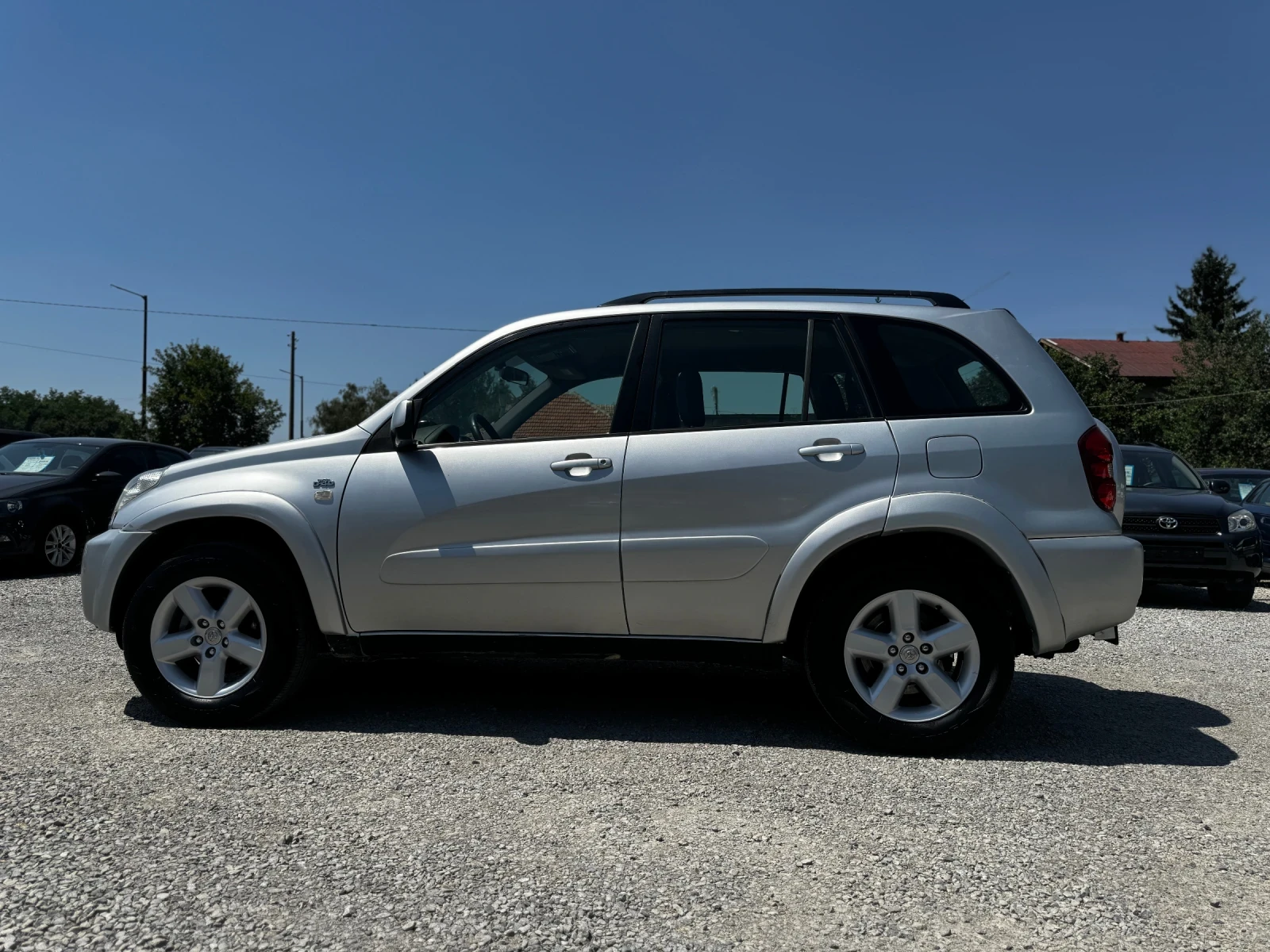 Toyota Rav4 2.0 D4D 116kc. 4x4 Italy Facelift - изображение 10