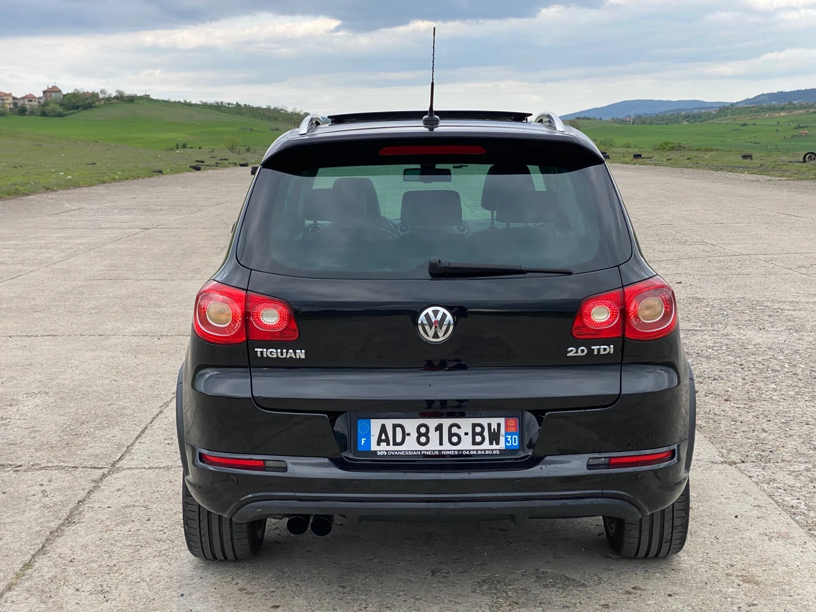 VW Tiguan R Line 4x4 - изображение 6
