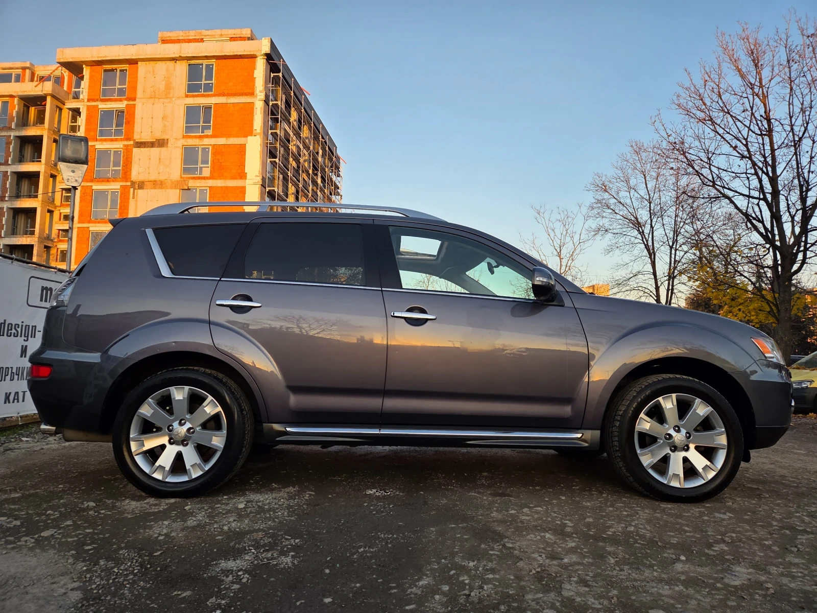 Mitsubishi Outlander 2.2DI-D 4X4-AUTOMAT - изображение 5