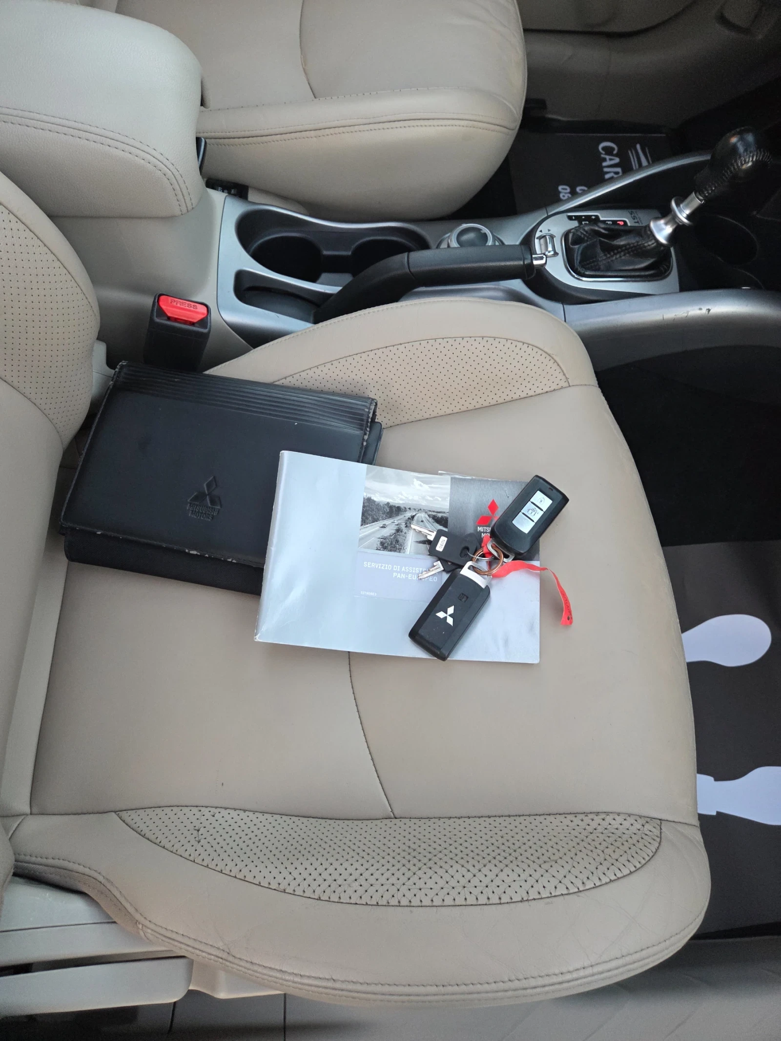 Mitsubishi Outlander 2.2DI-D 4X4-AUTOMAT | Mobile.bg   15