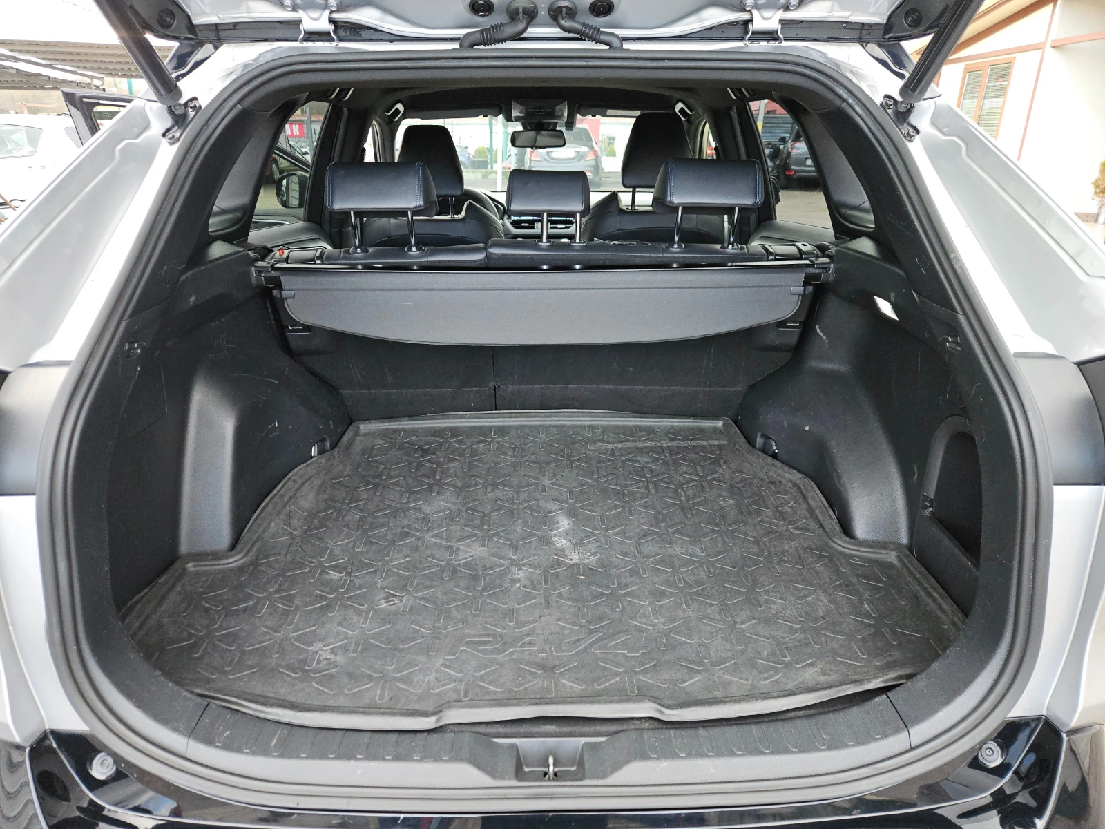 Toyota Rav4 2.5Hybrid/STYLE/CARPLAY/ACC/LED/NAVI/������/EURO6B | Mobile.bg � ����������� 4