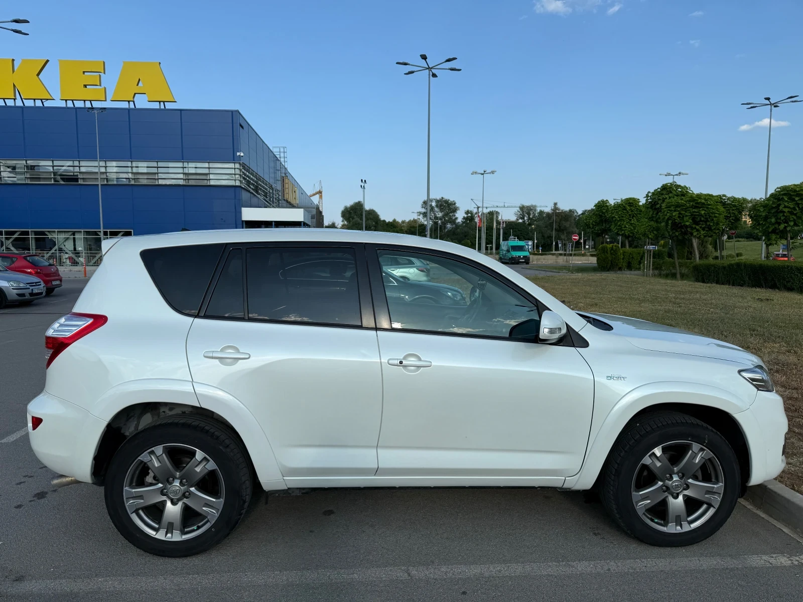 Toyota Rav4 Toyota RAV4 2.2 D-CAT 4x4, снимка 6 - Автомобили и джипове - 53819123