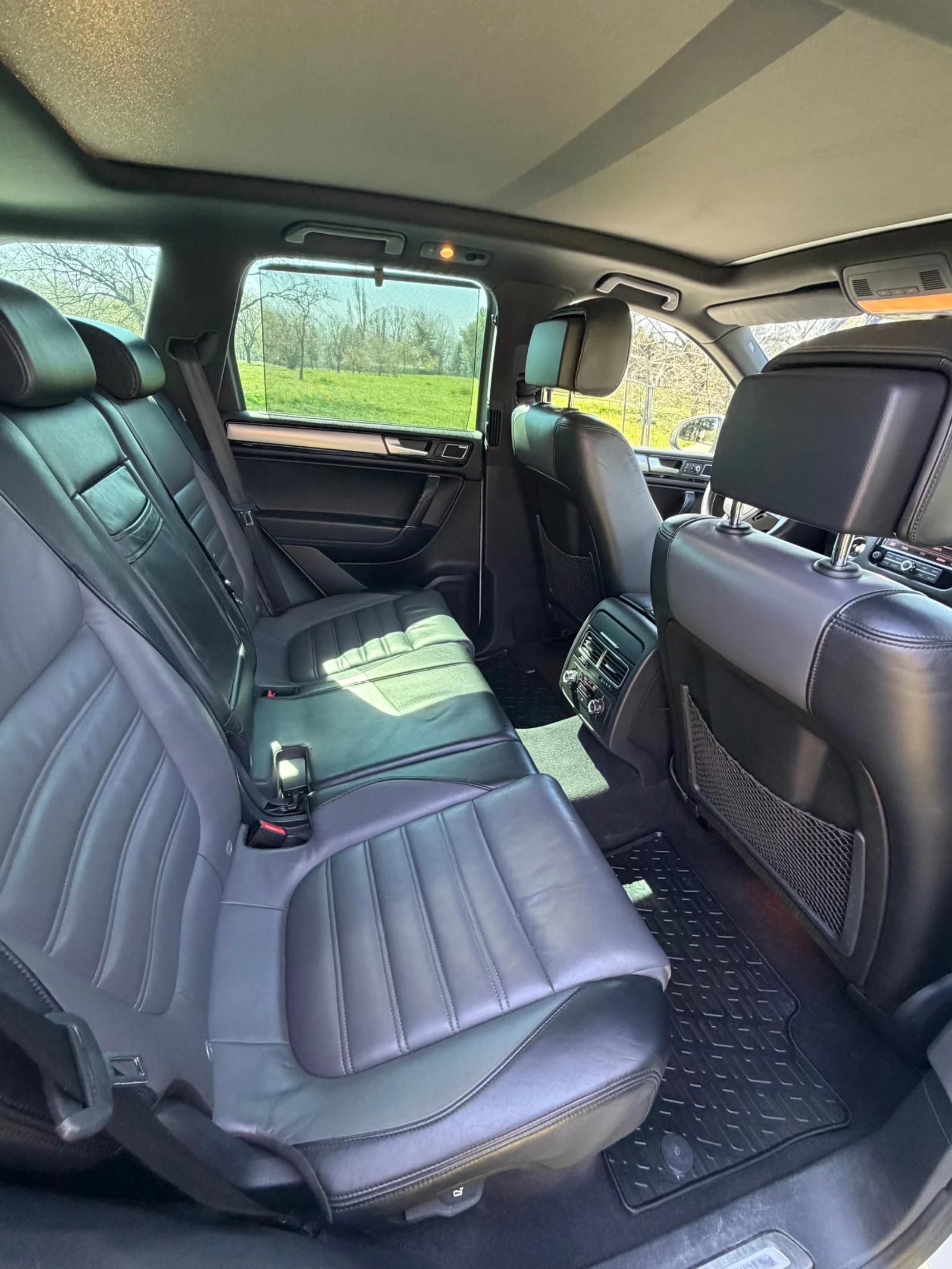 VW Touareg R LINE FULL , снимка 9 - Автомобили и джипове - 54140038