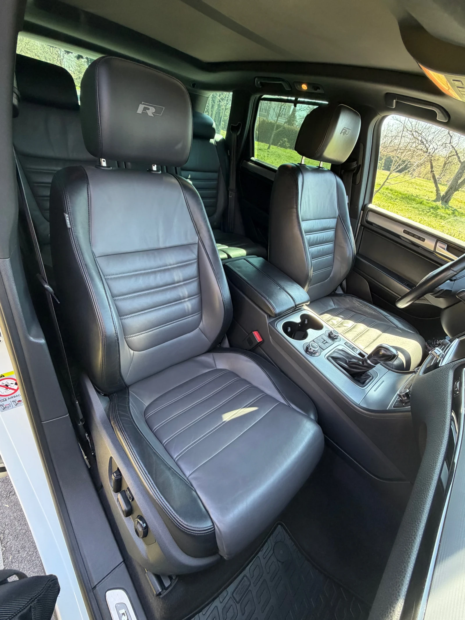 VW Touareg R LINE FULL , снимка 13 - Автомобили и джипове - 54140038