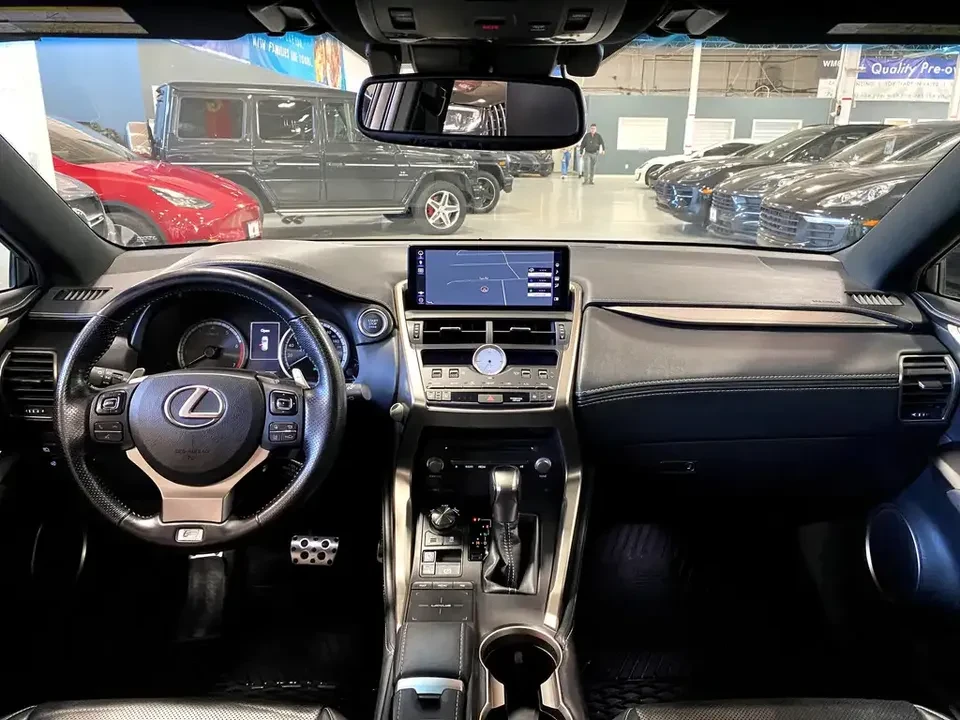 Lexus NX 300 * F SPORT AWD* АВТОКРЕДИТ БЕЗ ПЪРВОНАЧАЛНА ВНОСКА*, снимка 10 - Автомобили и джипове - 54954538