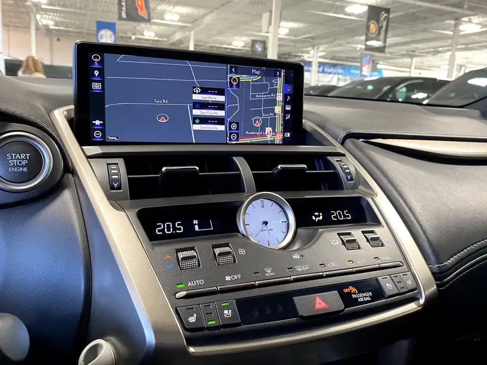 Lexus NX 300 * F SPORT AWD* АВТОКРЕДИТ БЕЗ ПЪРВОНАЧАЛНА ВНОСКА*, снимка 13 - Автомобили и джипове - 54954538