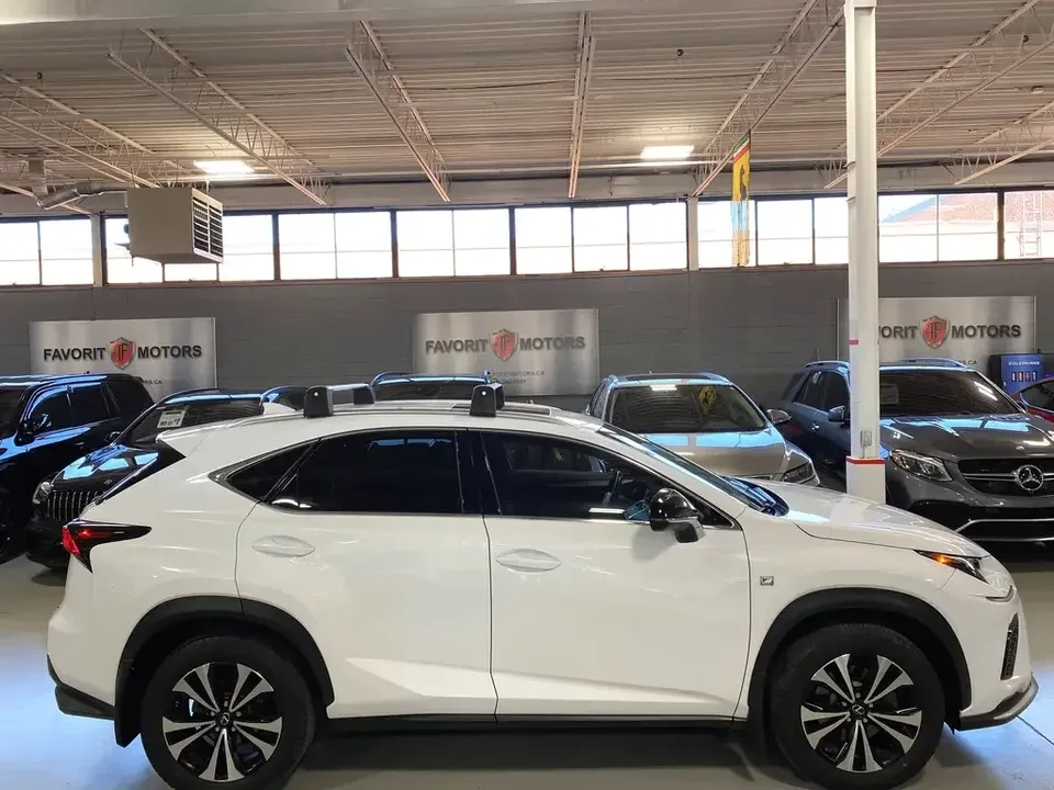 Lexus NX 300 * F SPORT AWD* АВТОКРЕДИТ БЕЗ ПЪРВОНАЧАЛНА ВНОСКА*, снимка 2 - Автомобили и джипове - 54954538