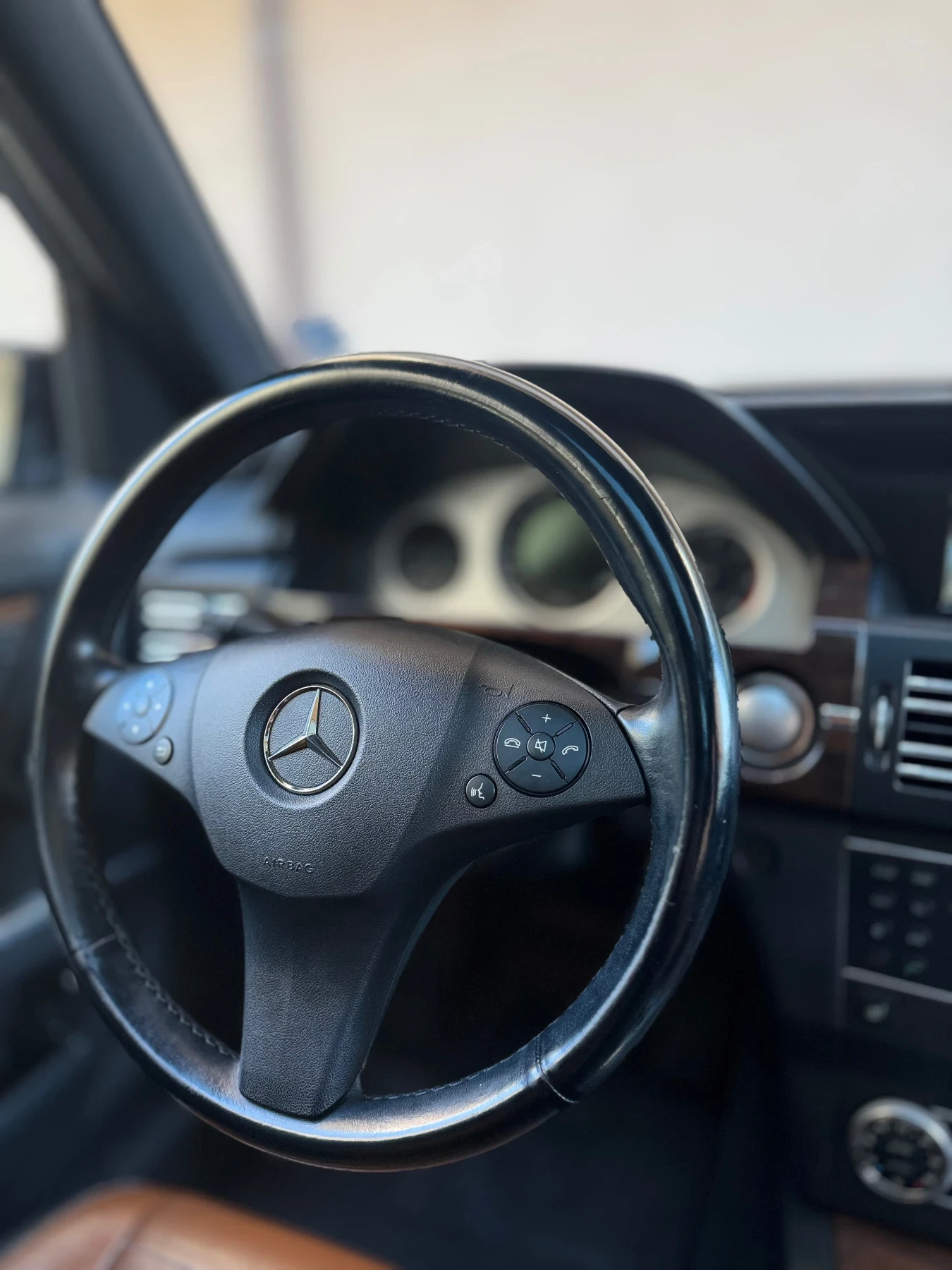 Mercedes-Benz GLK 350CDI/4X4/Реални км/Спорт пакет/, снимка 9 - Автомобили и джипове - 55979471