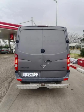 VW Crafter 2.5TDI 136hp КЛИМАТРОНИК ТЕМПОМАТ | Auto.bg — изображение 4