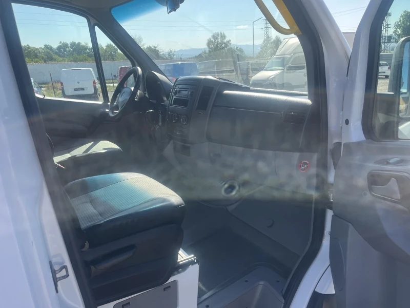Mercedes-Benz Sprinter 9MECTA!KЛИМАТИК!OM646, снимка 13 - Бусове и автобуси - 48127619