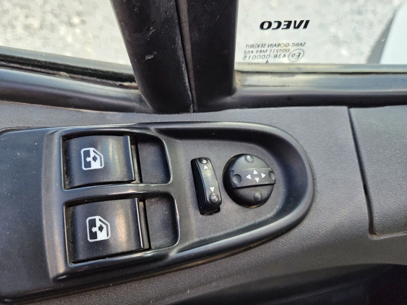 Iveco Daily 35c17, До 3.5 тона, снимка 12 - Бусове и автобуси - 49815450