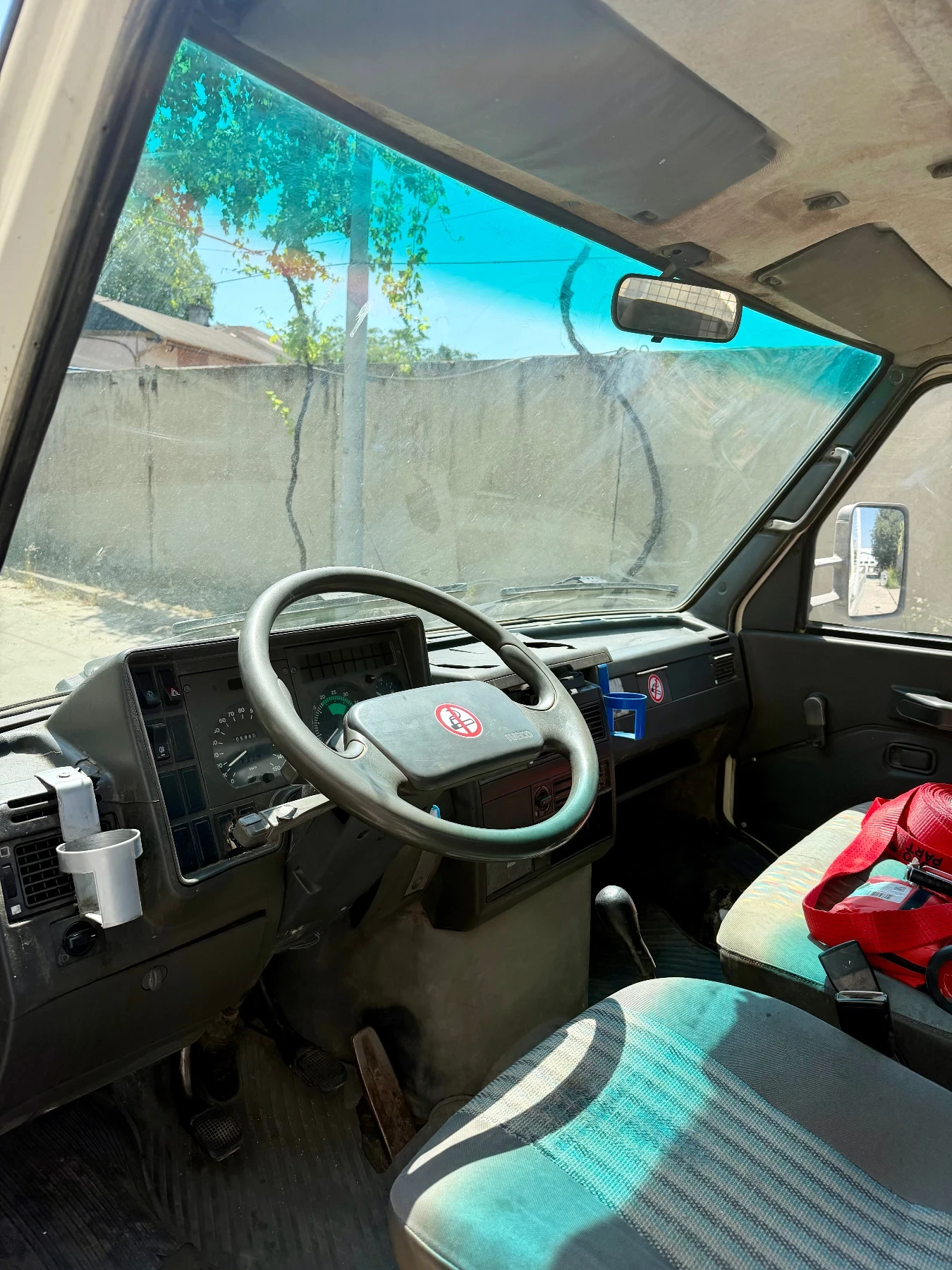 Iveco Daily Самосвал, 7 места, снимка 8 - Бусове и автобуси - 55541155