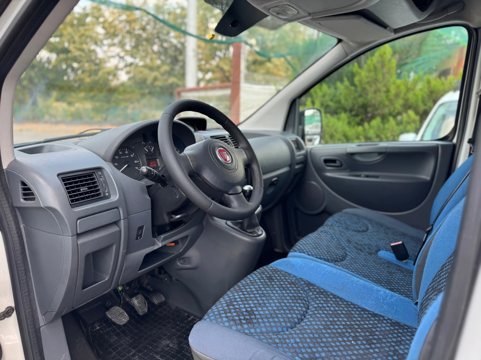 Fiat Scudo 2.0HDI * KLIMATIK* Italy, снимка 7 - Бусове и автобуси - 55574474