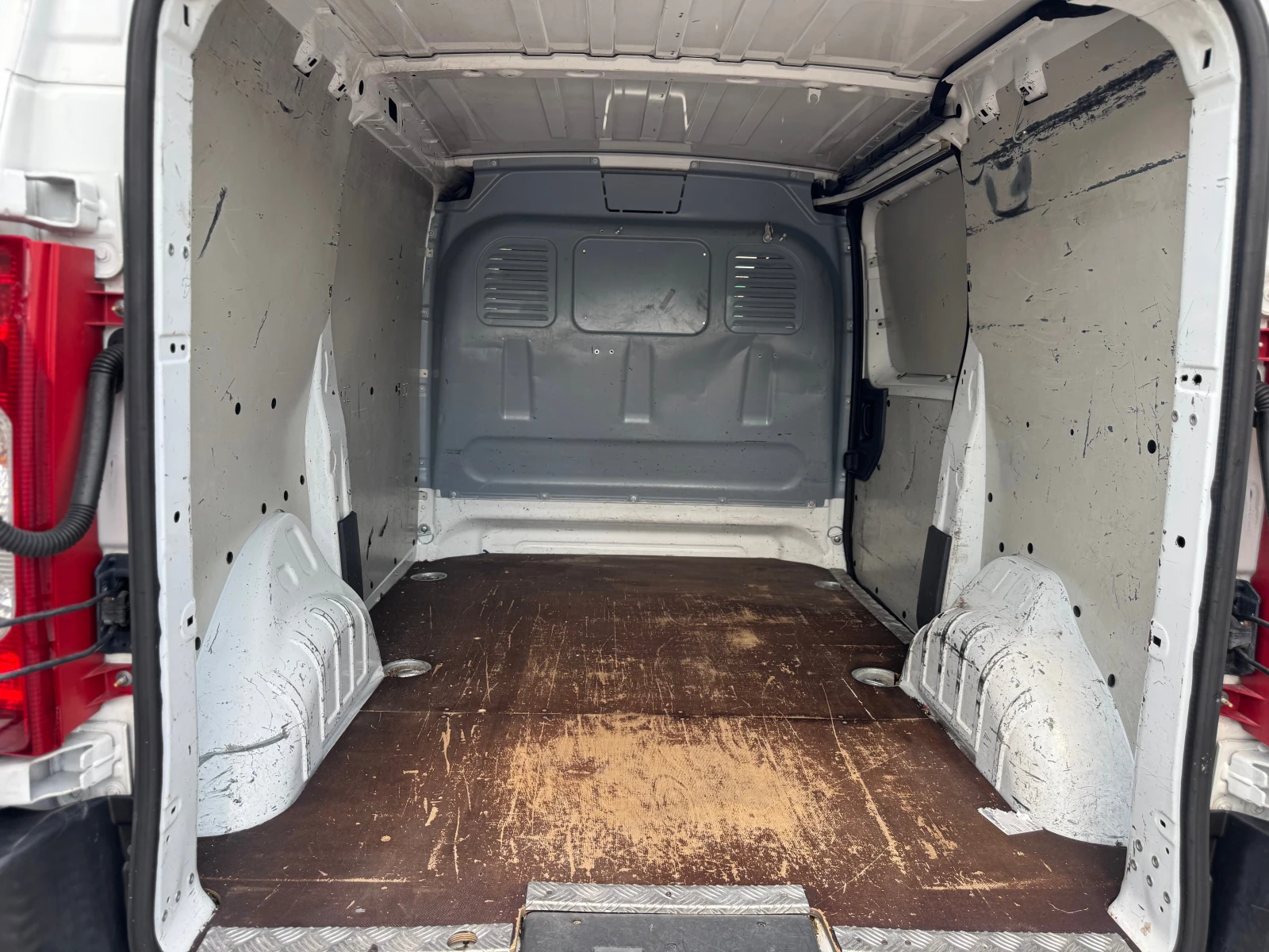 Fiat Scudo 2.0HDI * KLIMATIK* Italy, снимка 11 - Бусове и автобуси - 55574474