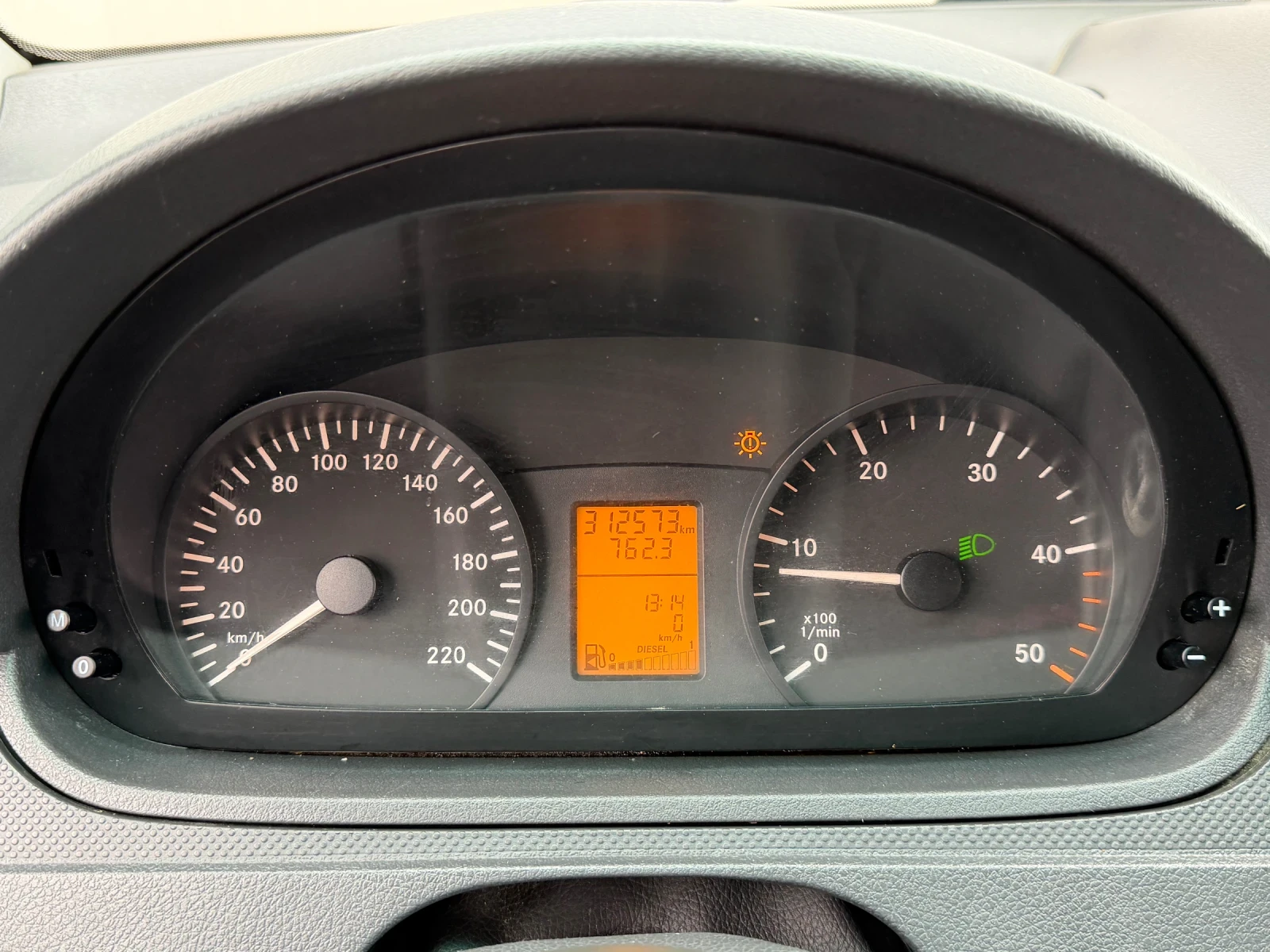 Mercedes-Benz Vito, снимка 9 - Бусове и автобуси - 56670758