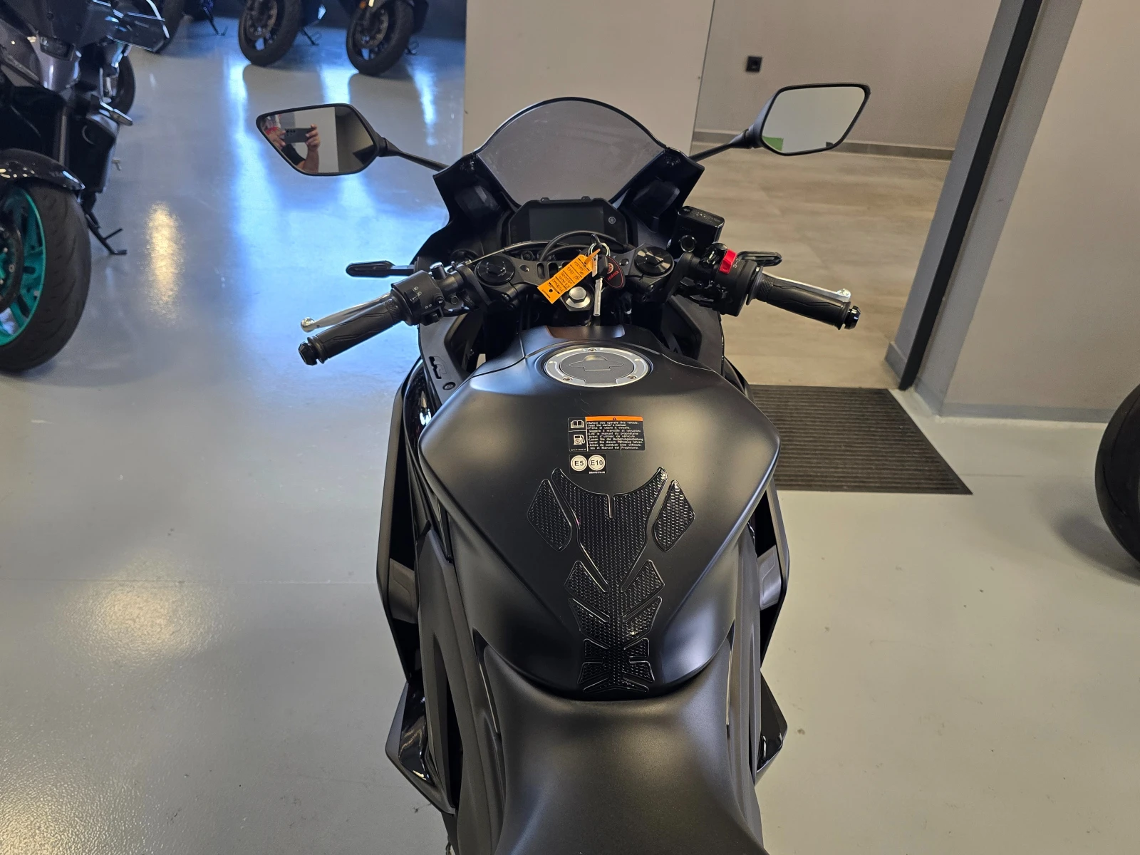 Yamaha R 3 300ie, ABS, 10.2025�., 3000��.! | Mobile.bg � ����������� 11