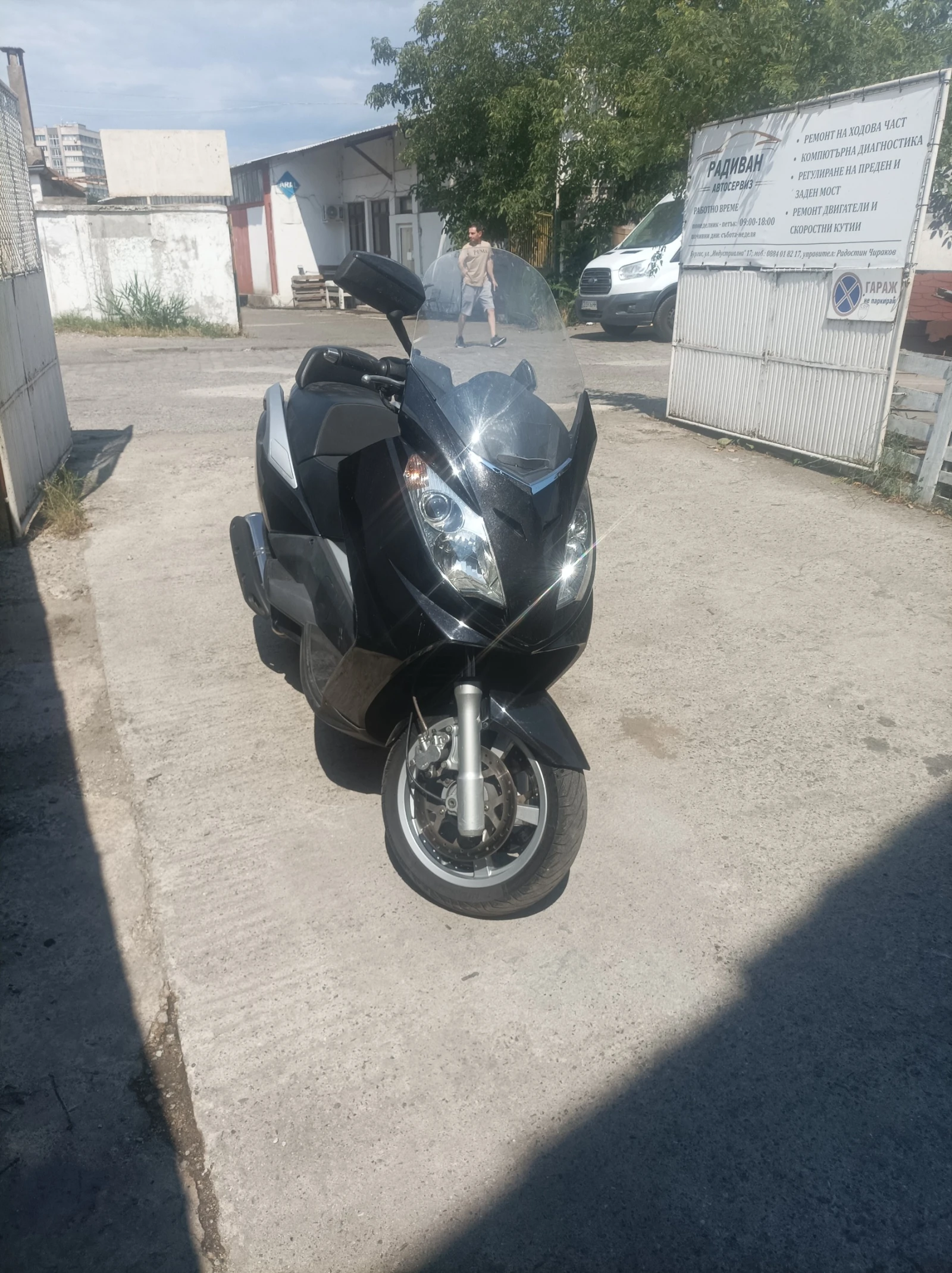 Peugeot Satelis
