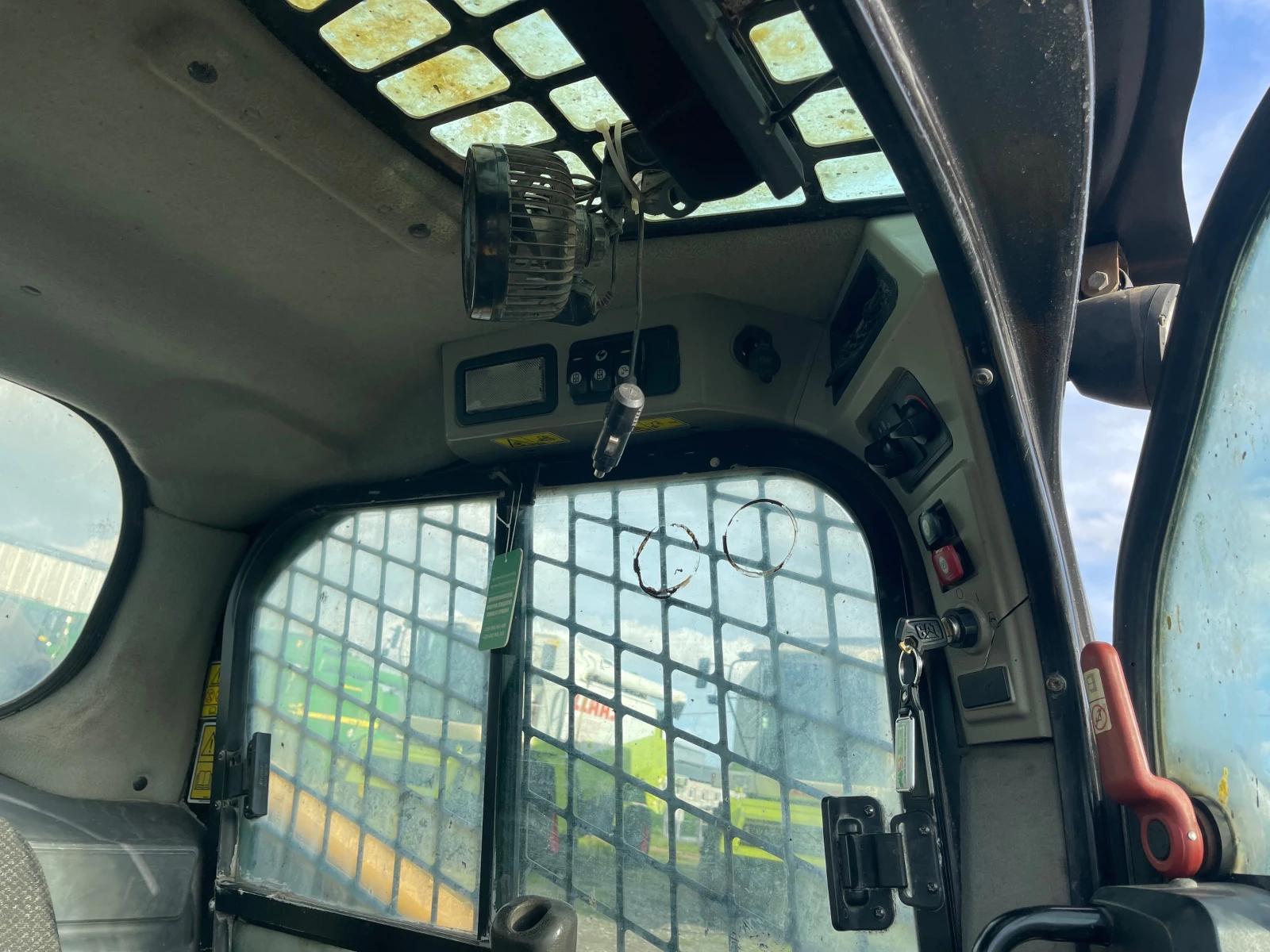    Cat 246 D +   | Mobile.bg   11