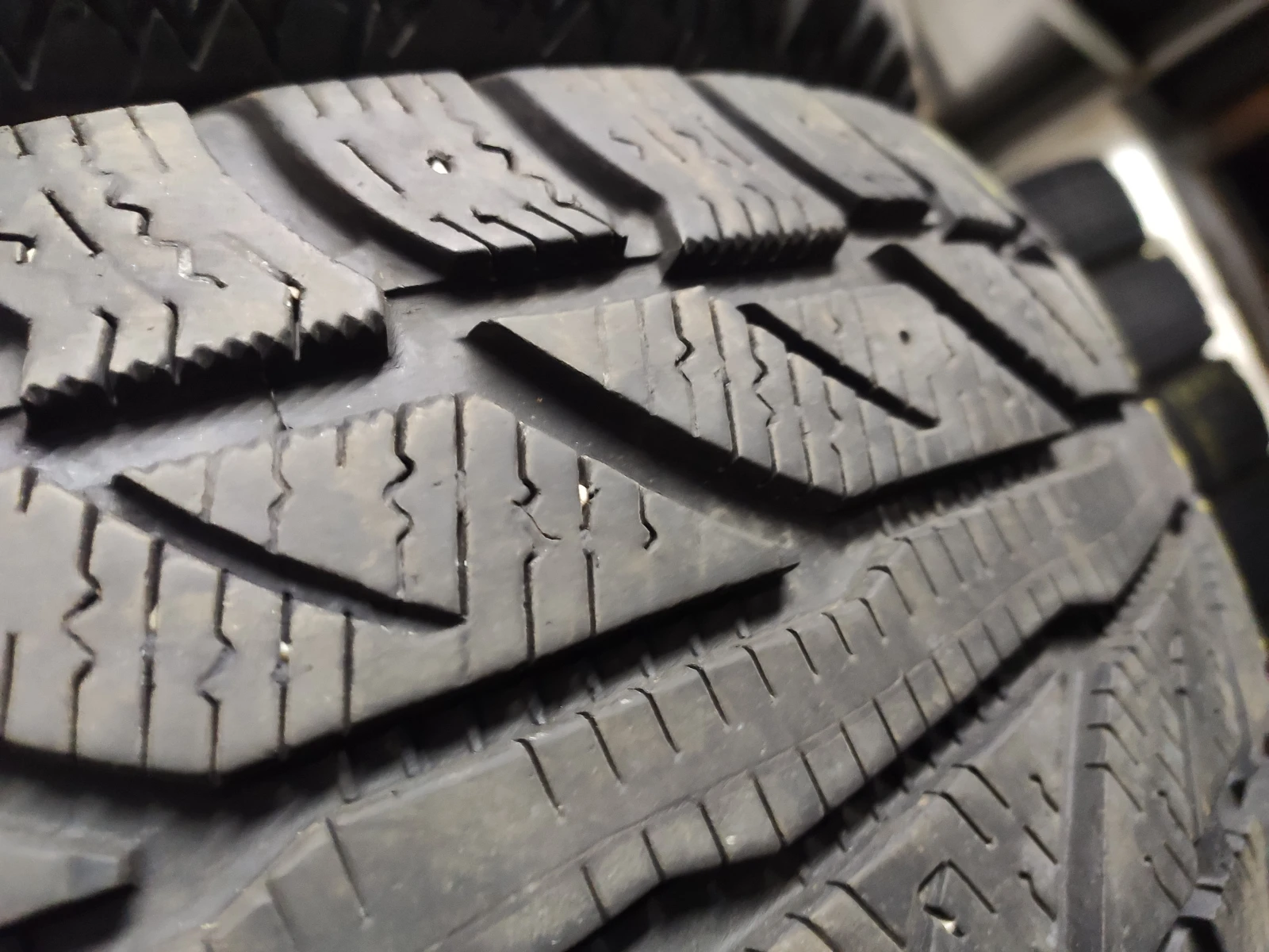  225/70R16 | Mobile.bg   5