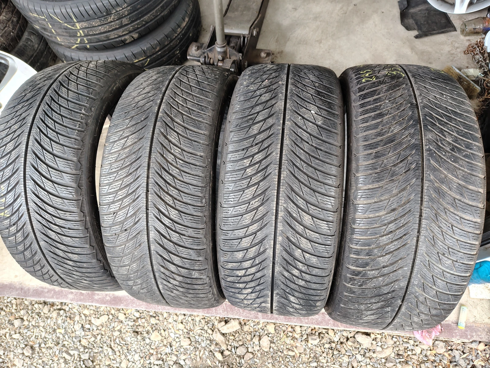  245/40R19 | Mobile.bg   1