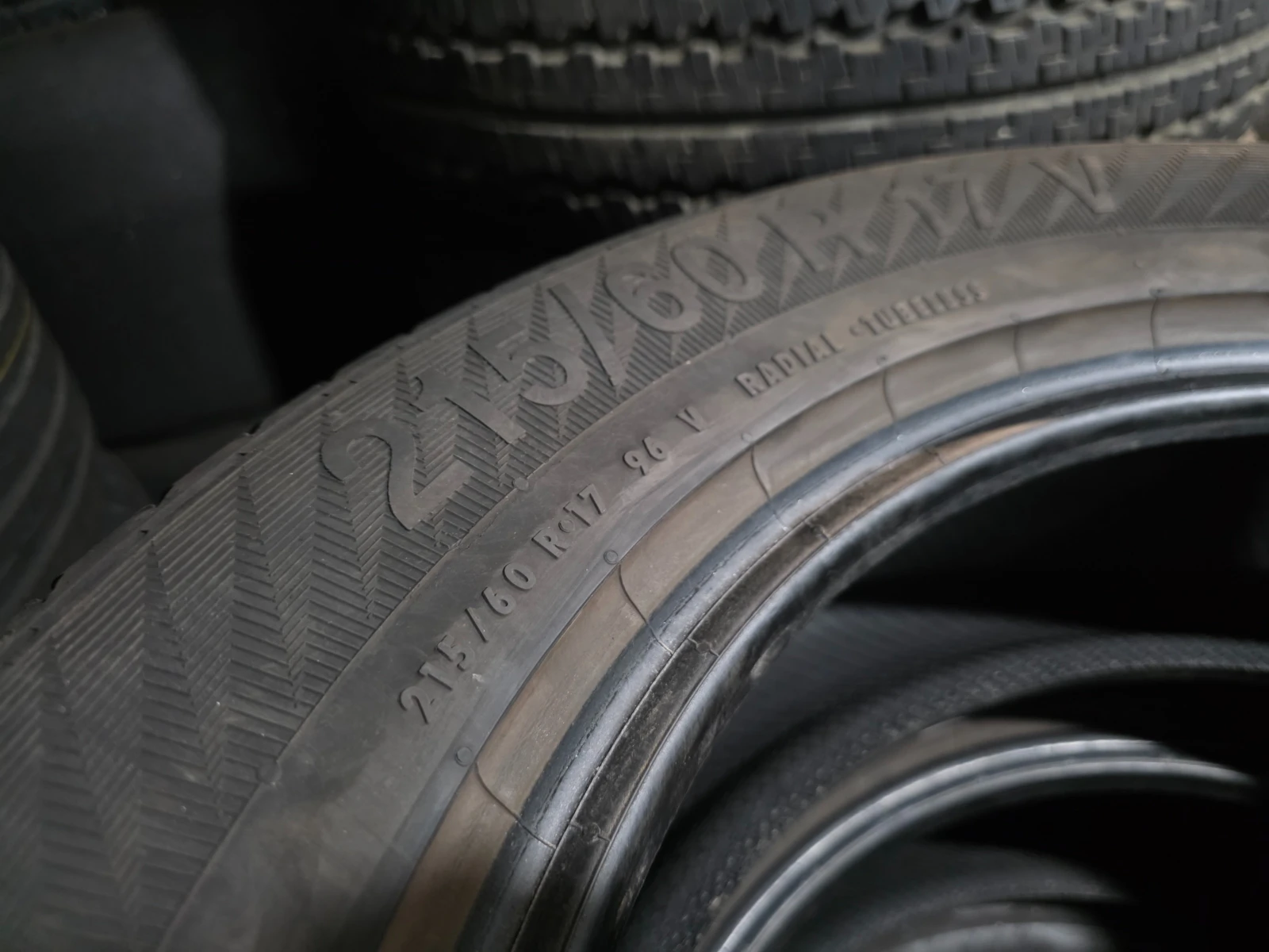 Гуми Летни 215/60R17, снимка 7 - Гуми и джанти - 54086518