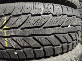 Гуми Зимни 225/70R16, снимка 4 - Гуми и джанти - 48959208