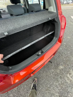 Suzuki Swift 1.3i, снимка 12