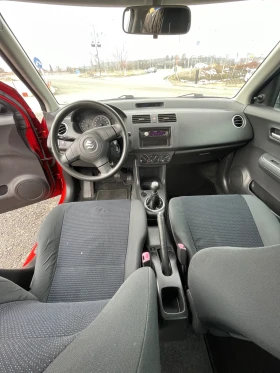 Suzuki Swift 1.3i, снимка 13
