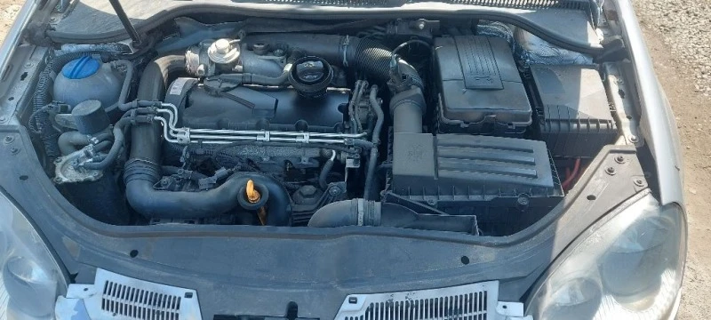 VW Golf 1.9tdi, снимка 2 - Автомобили и джипове - 40446404