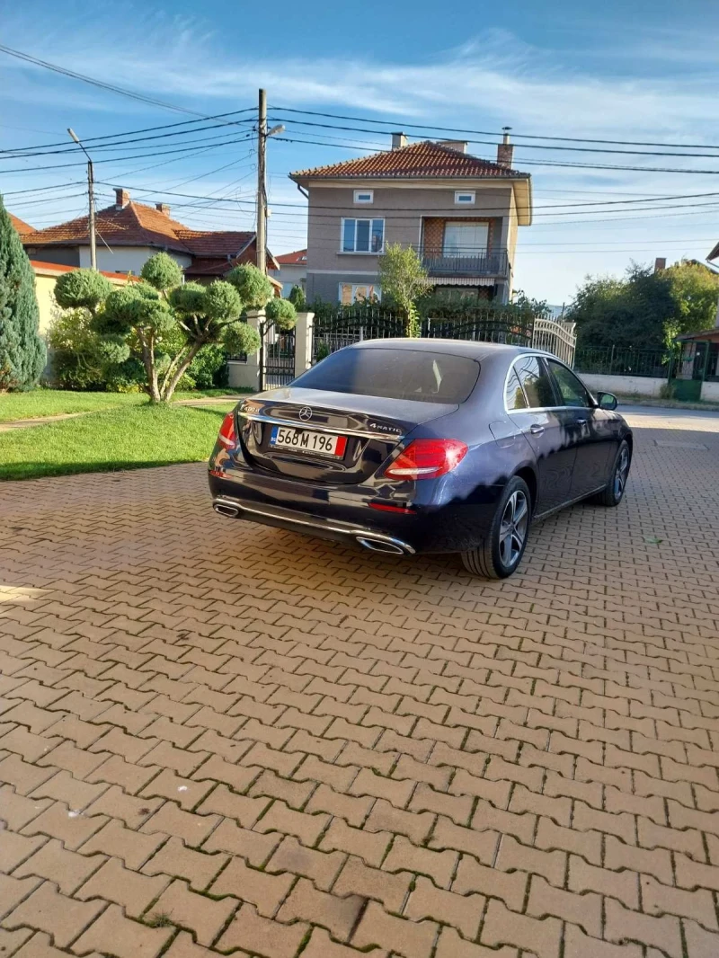 Mercedes-Benz E 400 4  МАТИК, снимка 8 - Автомобили и джипове - 47432634