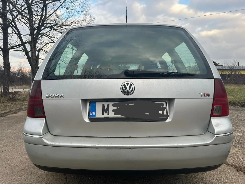 VW Bora, снимка 5 - Автомобили и джипове - 48968843