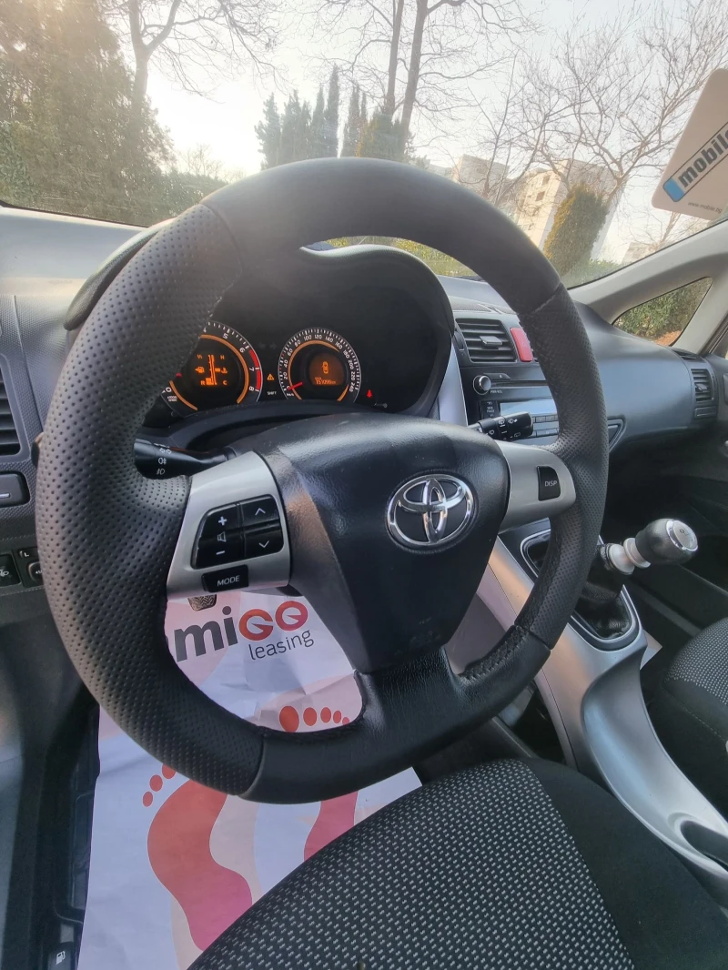 Toyota Auris 1, 33 VVT-i (99h.p.) СТРАХОТНА, снимка 11 - Автомобили и джипове - 49274703