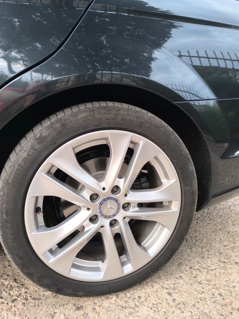 Mercedes-Benz C 180 C180 CGI, снимка 16 - Автомобили и джипове - 51023444