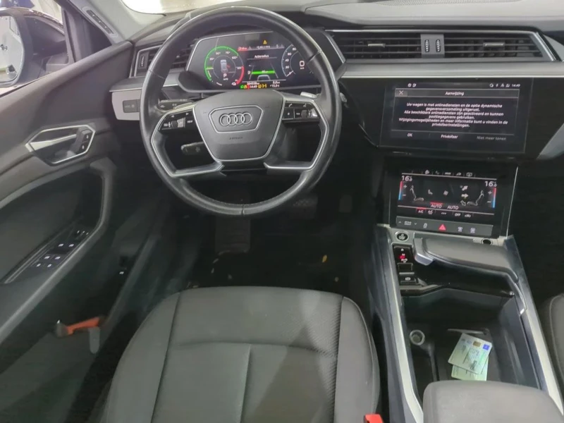 Audi E-Tron 50 - 71kW 313кс, снимка 14 - Автомобили и джипове - 52541808