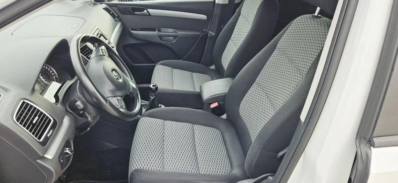 VW Sharan 2.0TDI* 140кс, снимка 15 - Автомобили и джипове - 52575749
