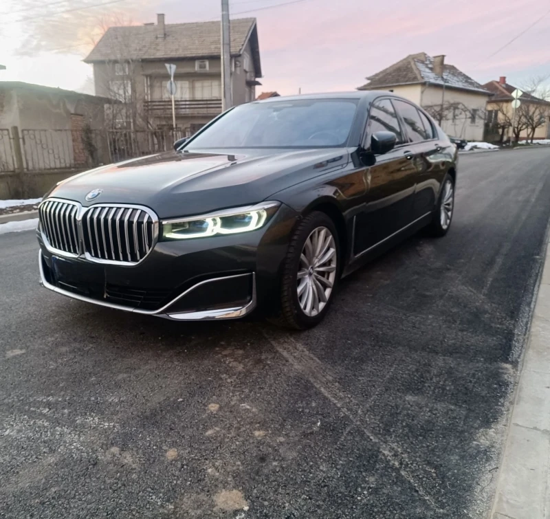 BMW 750 iXdrive, снимка 2 - Автомобили и джипове - 52965689