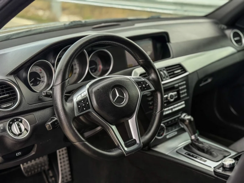Mercedes-Benz C 220 AMG AVANTGARDE FACELIFT , снимка 8 - Автомобили и джипове - 53100851