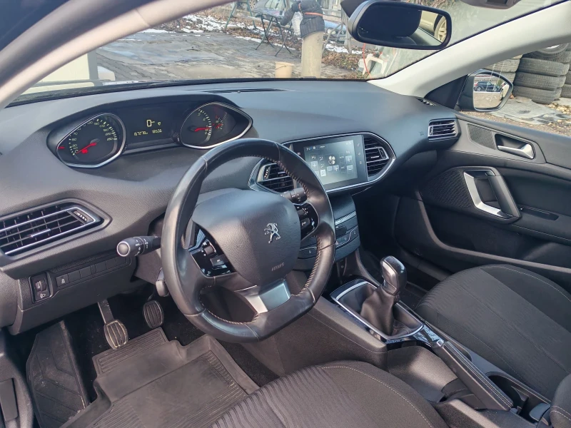 Peugeot 308 1.2i 2014G ХЕЧБЕК, снимка 10 - Автомобили и джипове - 53117043