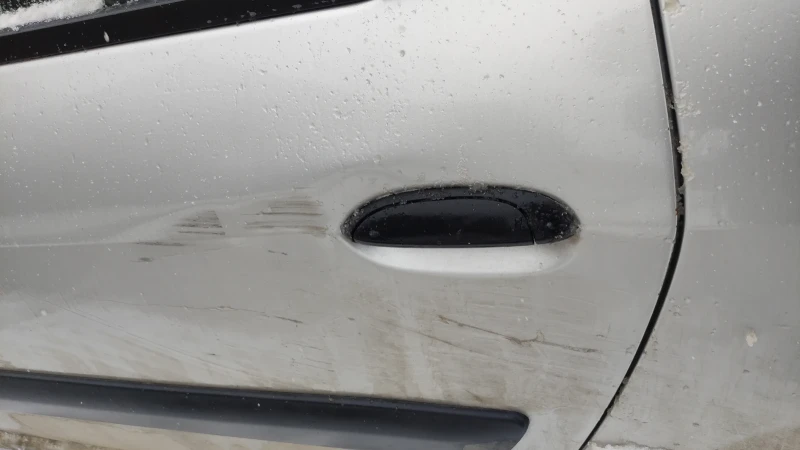 Dacia Logan 1.5DCI, снимка 8 - Автомобили и джипове - 53571589