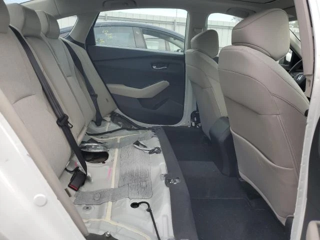 Honda Accord 1.5L 4 Front-wheel Drive - изображение 3