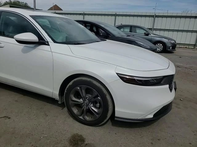 Honda Accord 1.5L 4 Front-wheel Drive - 34200 лв. / 17486.18 € - 87348773 1