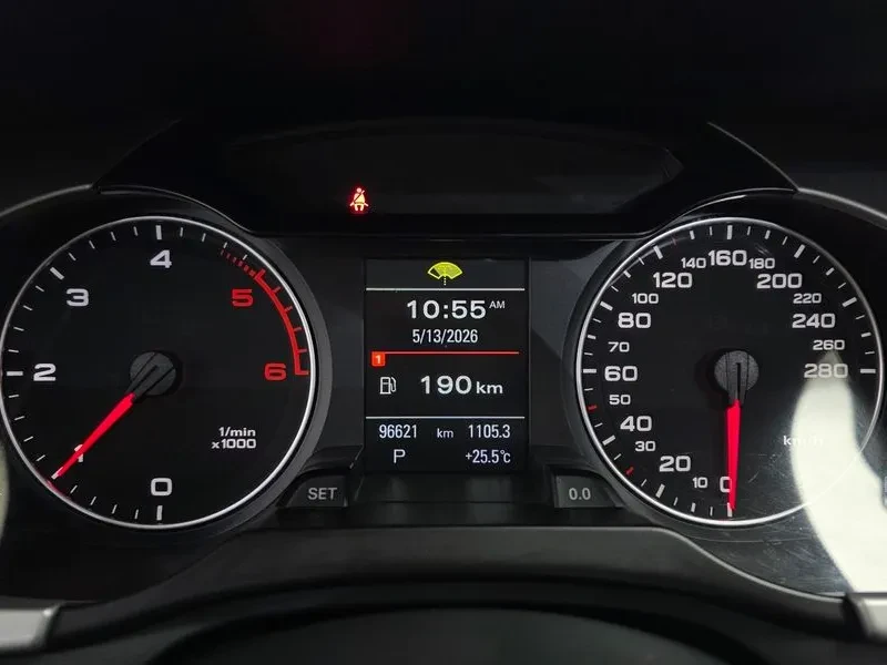 Audi A4 2.0 Tdi, снимка 15 - Автомобили и джипове - 55896499