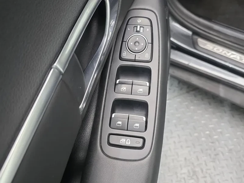 Hyundai Sonata 2.0 - САМО 30% АВАНС, снимка 14 - Автомобили и джипове - 55998384