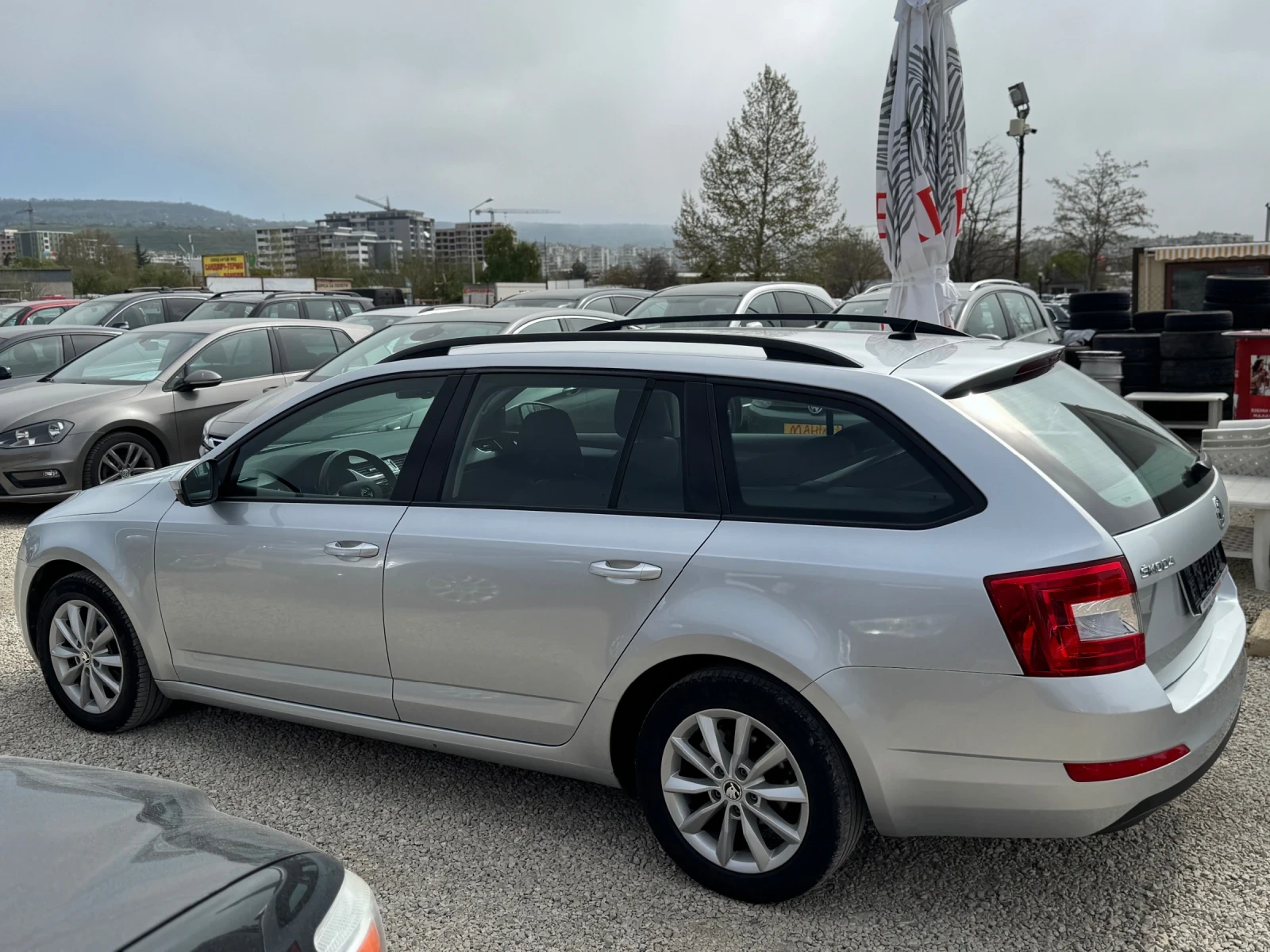 Skoda Octavia 1.6TDI DSG - изображение 6