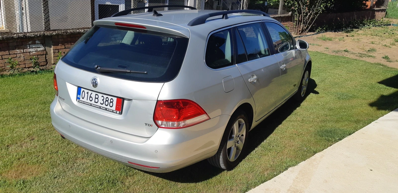 VW Golf 1.6-105к.с, ЕВРО 5 - изображение 6