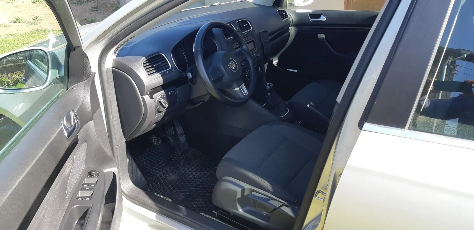 VW Golf 1.6-105к.с, ЕВРО 5 - изображение 9